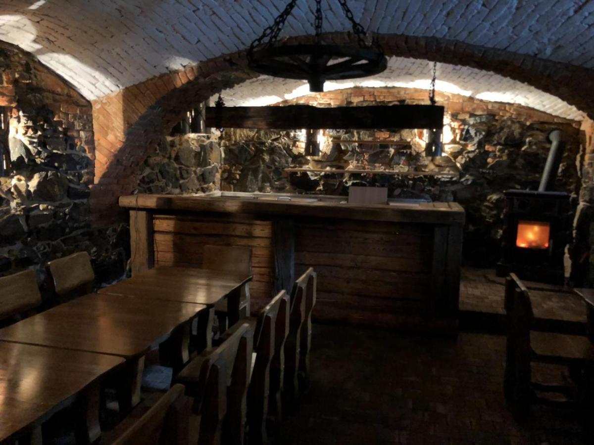 Penzion, Restaurace Jaro Vesin Brdy Rozmital pod Tremsinem Dış mekan fotoğraf